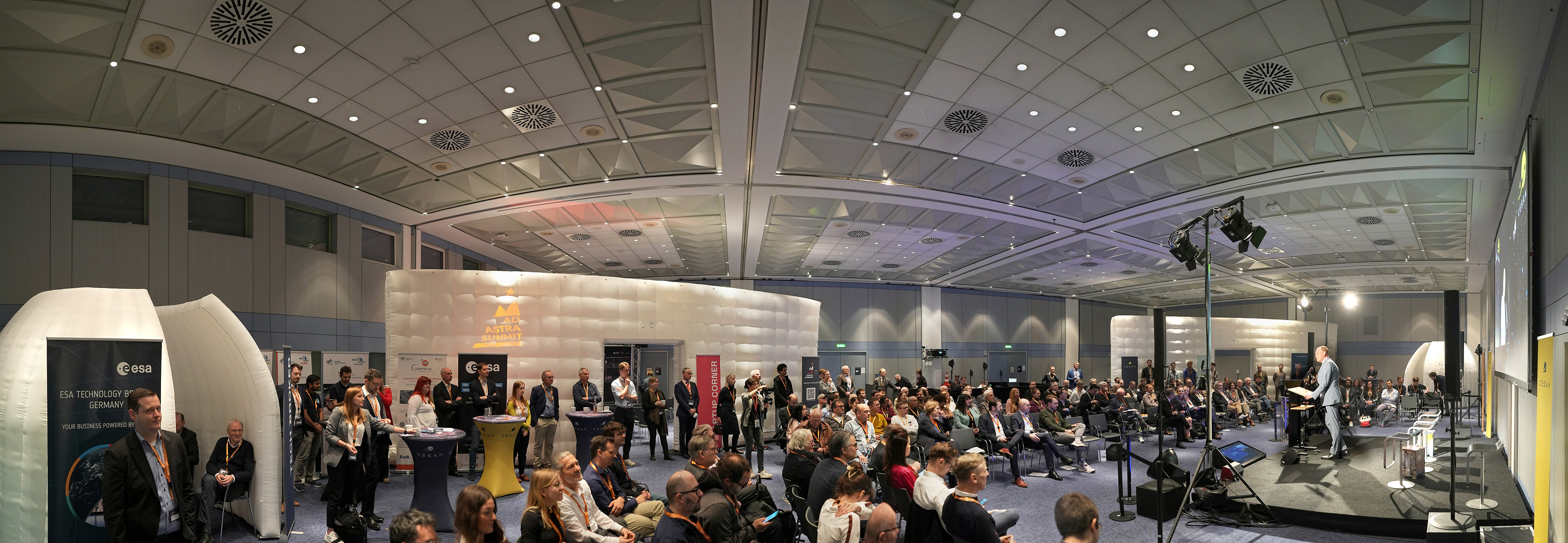 Ad Astra Summit 2025 - Hauptraum